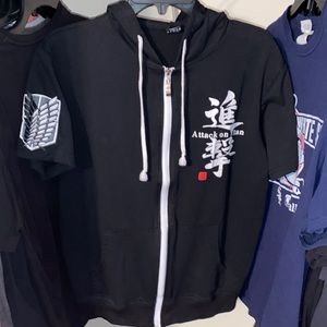 ATTACK ON TITAN AOT Hooded t shirt MEDIUM
